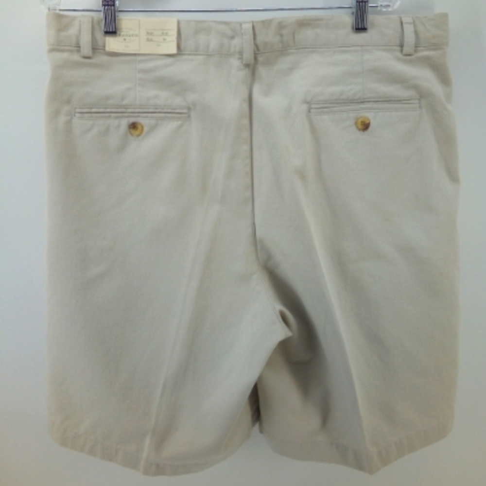 NWT G.H. Bass & Co 100% Cotton Khaki Shorts Men's Style 9185 Sz 38